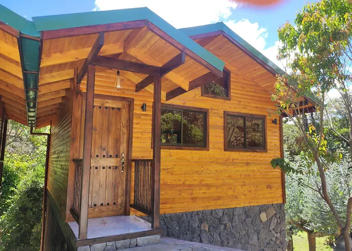 Cabinas El Quetzal