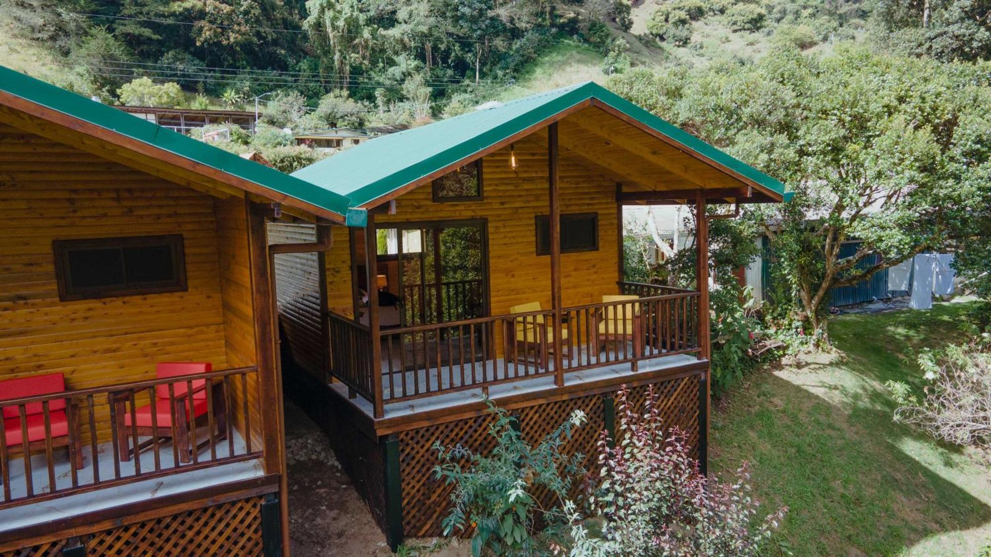 Lodge Cabinas El Quetzal