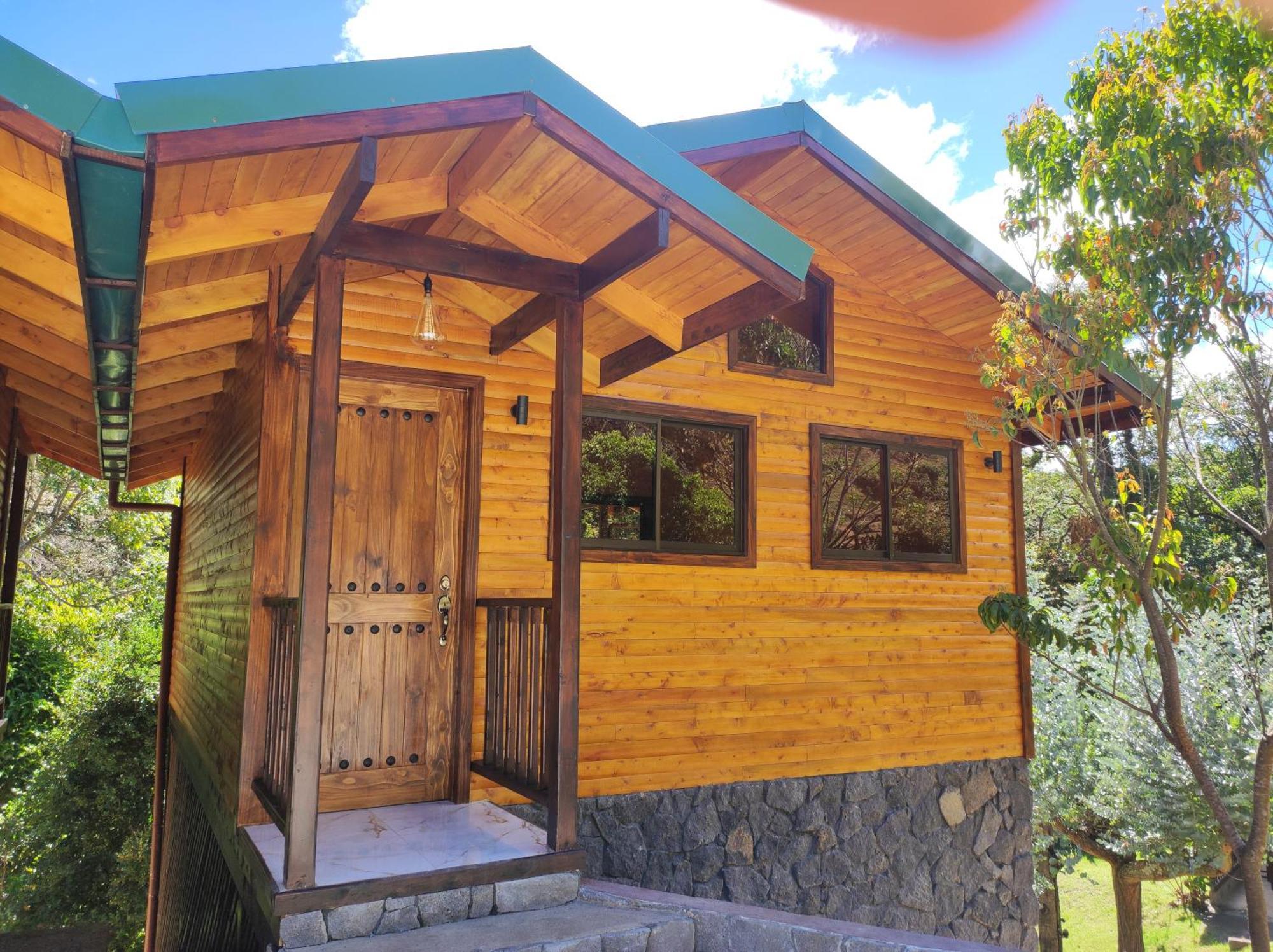 Cabinas El Quetzal